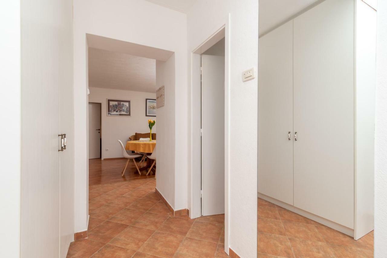 Apartment Dinka Trogir Exteriör bild