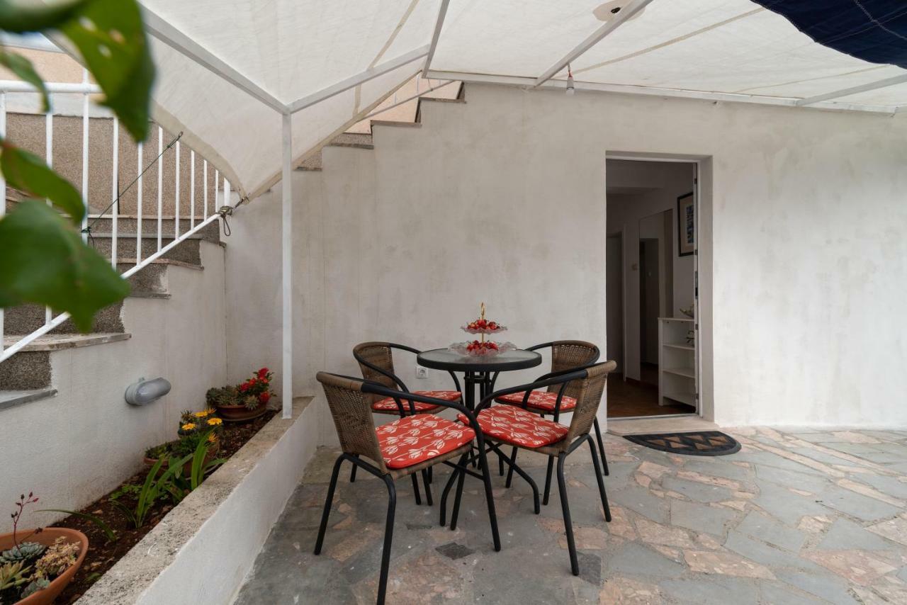 Apartment Dinka Trogir Exteriör bild